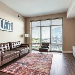 Reston 1br w elevator wd nr eclectic dining WDC-833