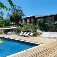 Stunning fazenda w/ beautiful pool and privacy