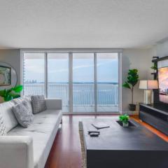 Stunning 3 Bed Condo With Ocean View