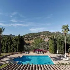 C'an Talaieta Luxurious Farmhouse