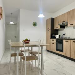 2 Bedroom apartment close to the beach
