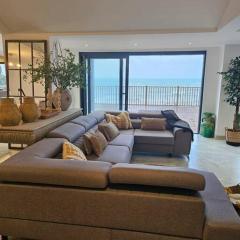 Stunning Front Line Ocean Views Luxury Beach House