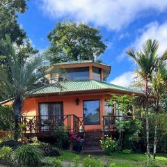 Picturesque Lakeshore House