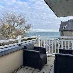 390 Appartement 3 chambres avec vue sur la Grande Plage de Saint-Cast