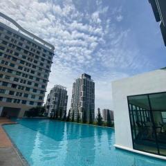 Aura Homestay - Edusphere Suites