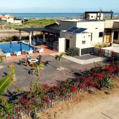 Casa Bella Cerritos, 3 bed home, Pool, Ocean View