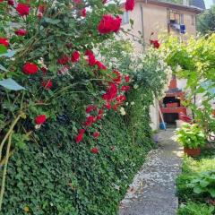 Bosnien Old House