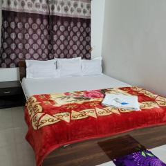 STAYMAKER Rajdeep Guest House