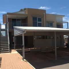 Modern Apartment in Roxby Downs