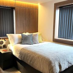 Unwind in Style, One-Bedroom Haven 4C Close to DMU