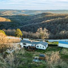 Eureka Springs Home Rental with Panoramic Views!