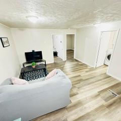 A Quiet and decent 1 Bedroom apartment