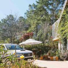 Family house - stay on pine hill Dalat