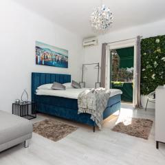 Spacious Apartment Center