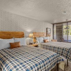 Stonegate Lodge Salt Water Pool2 Queen Beds Fire Pits Fast WiFi Room #205