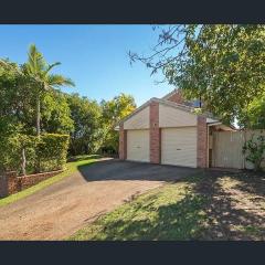 Brisbane Traveler's nature home