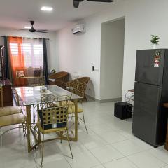 Harmoni Homestay ECO M