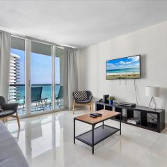 Beachfront 2 bedroom at Tides Hollywood 8th floor