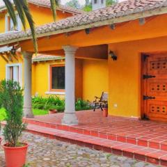 Quito Airport Villa Lux Guayllabamba 8 pax