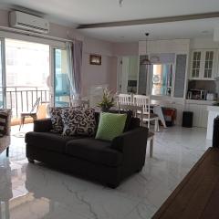 Homey Cozy 3 Bedrooms Apt By Barokah
