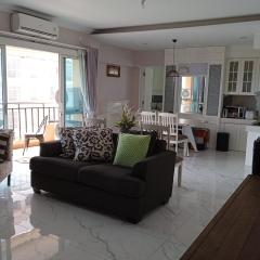 Homey Cozy 3 Bedrooms Apt 125m²