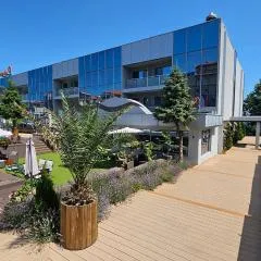 Dodo Beach Hotel