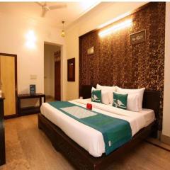 Suites Admiral Delhi Airport