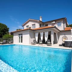 Villa Nubia by Briskva
