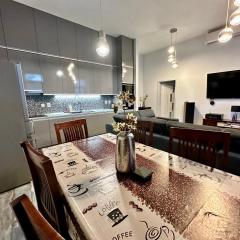 Royal City Centre Apartment