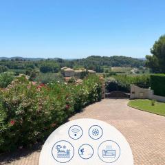 Les Hauts de la Pinède - Villa avec Piscine, Jacuzzi et Boulodrome privatifs