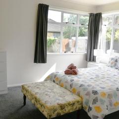 Dog Friendly, Central, sleeps 8