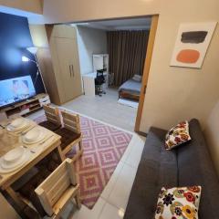 Chic 1br Apartment in BGC.
