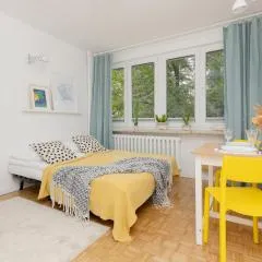 Sweet Lemon Studio Saska Kępa next to Vistula River by Noclegi Renters