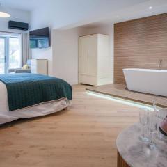 Suite 5 - Sleeping Giant Hotel - Pen Y Cae Inn