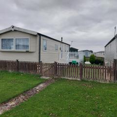 205 Holiday Resort Unity Pet friendly 6 berth passes included