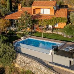 Luxury villa Euphoria with heated infinity pool