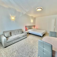 Themis by Welcome to Cannes