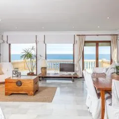 Mar-Beach front apartment in Jávea