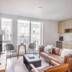 Central District 1br w gym bbq nr downtown SEA-547