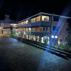 Bunyonyi Lakefront Leisure Lodge