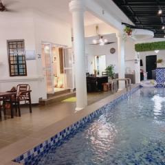 Comfortable Private Swimming Pool Homestay Melaka 20 Pax 5R3B
