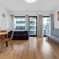 Comfy studio. City center.