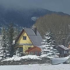 Kuća za odmor VITICA s vanjskim kaminom