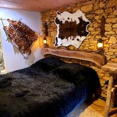 Chambre rupestre indépendante dans gite du XVIII