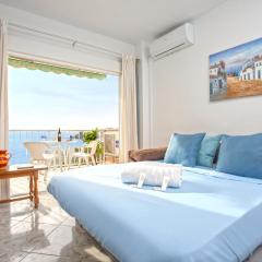 Seafront apartment on El Paseo, 4 pers - Air conditionning - Wi-Fi - Smart TV