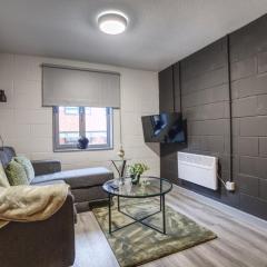 #71 Phoenix Court By DerBnB, Industrial Chic 1 Bedroom Apartment, Wi-Fi, Netflix & Within Walking Distance Of The City Centre