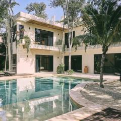 Kuotoch jungle Retreat-Chef & Yacht