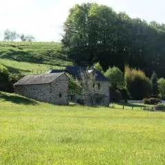 Gîte de France à Saint-Bonnet-la-Rivière 3 épis - Gîte de France 8 personnes MAE-8984