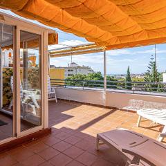 797 HOLIDAY RENTALS - Piso para 4 con amplia terraza al jardin y al mar