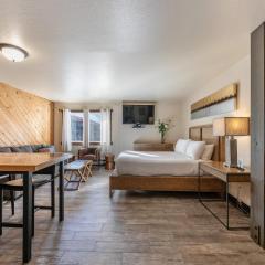 Lovely Studio w/Kitchen and Partial Lake View #122 at Donner Lake Village